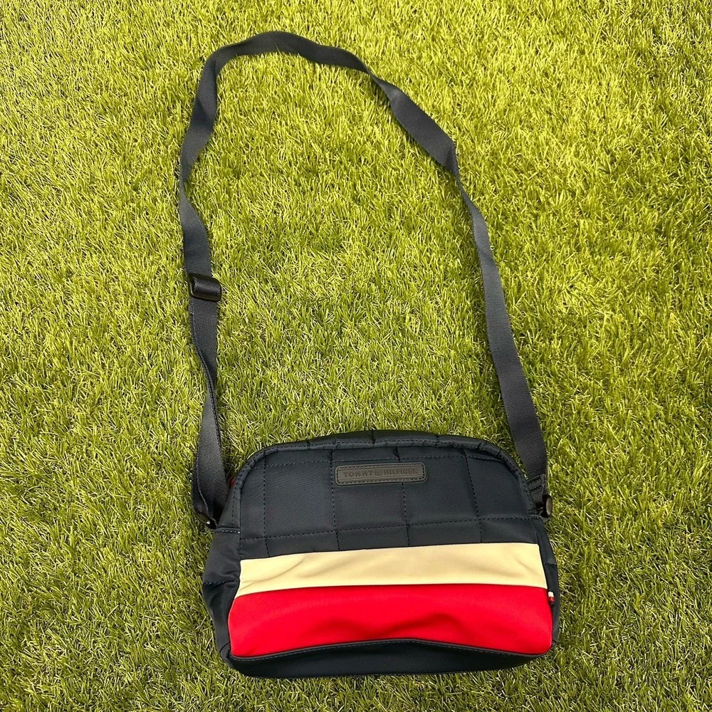 Quilted Tommy Hilfiger Cross Body Bag Red White‎ Navy